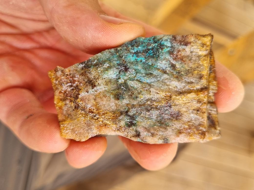 Ore & mineral specimen