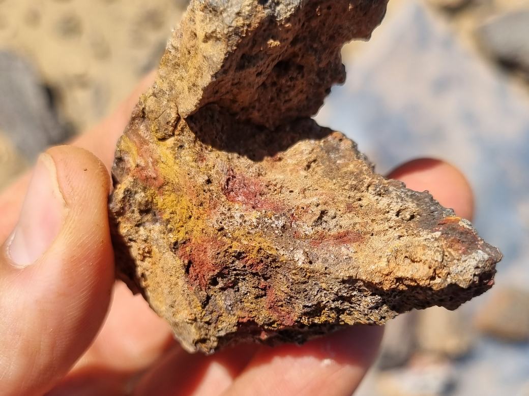Ore & mineral specimen